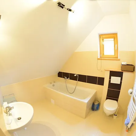 Domek alpejski Komfortowe Osada śniadania Sauna Grill Basen *